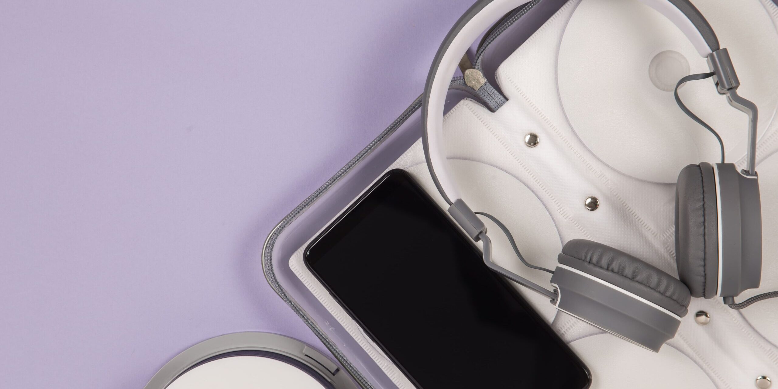 proveedores mayoristas de accesorios para moviles – cascos proveedores mayoristas de accesorios para moviles - fundas de colores - cascos